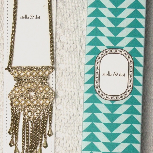 Stella & Dot long gold filigree necklace - Picture 1 of 2